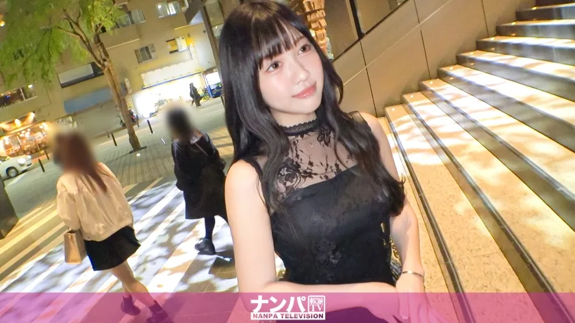 200GANA-3081 マジ軟派、初撮。 2068 全ての男を勃たせるG乳おっぱいに即ダイブ！乳首をこねくり回すだけでいやらしく痙攣してイク！！騎乗位をすれば自ら腰をフリフリ何度絶頂しても